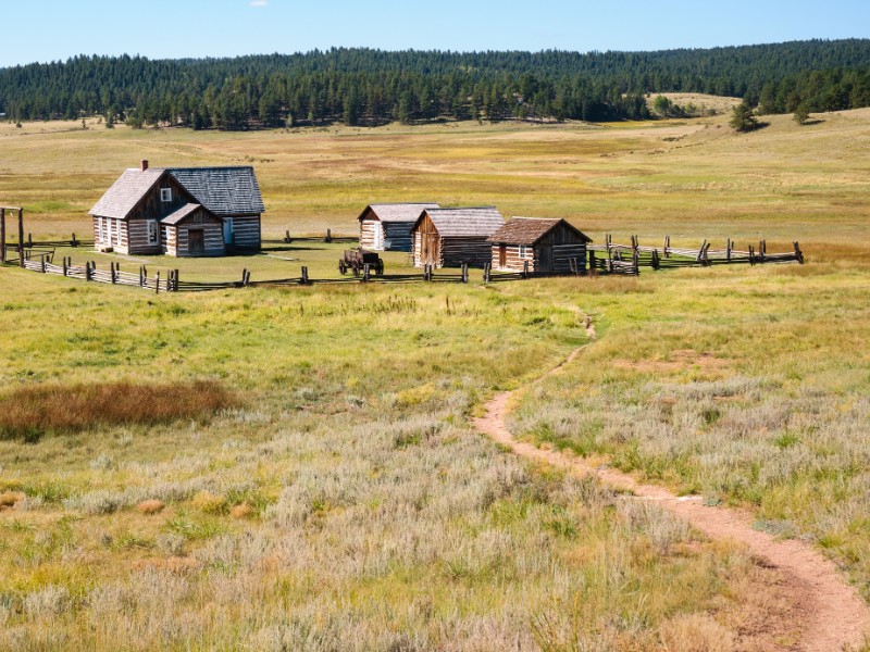 Florissant Fossil Beds National Monument farm trail.