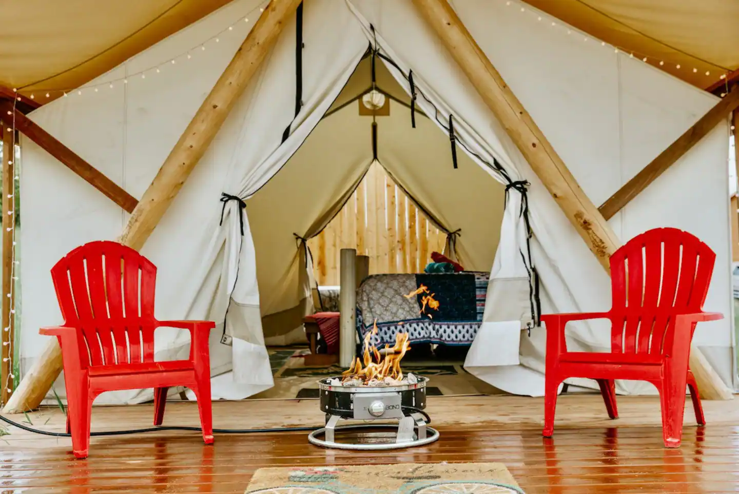 'Sunshine' Glamping Safari Tent, Bathroom, Hot Tub