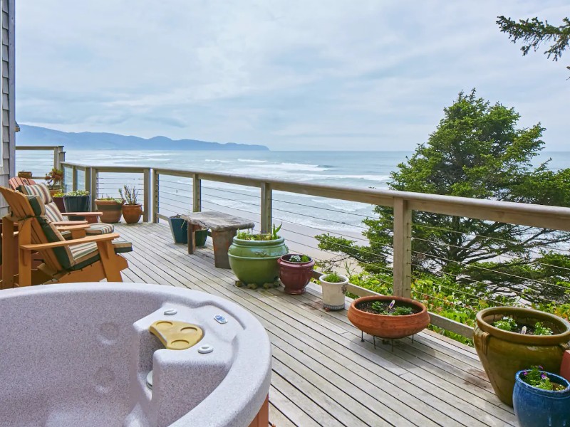 Craftsman oceanfront dream, Oceanside, Oregon Airbnb