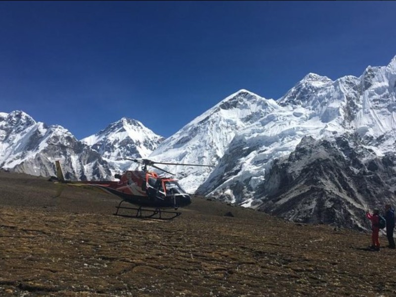 helicopter tour on Mount Everest