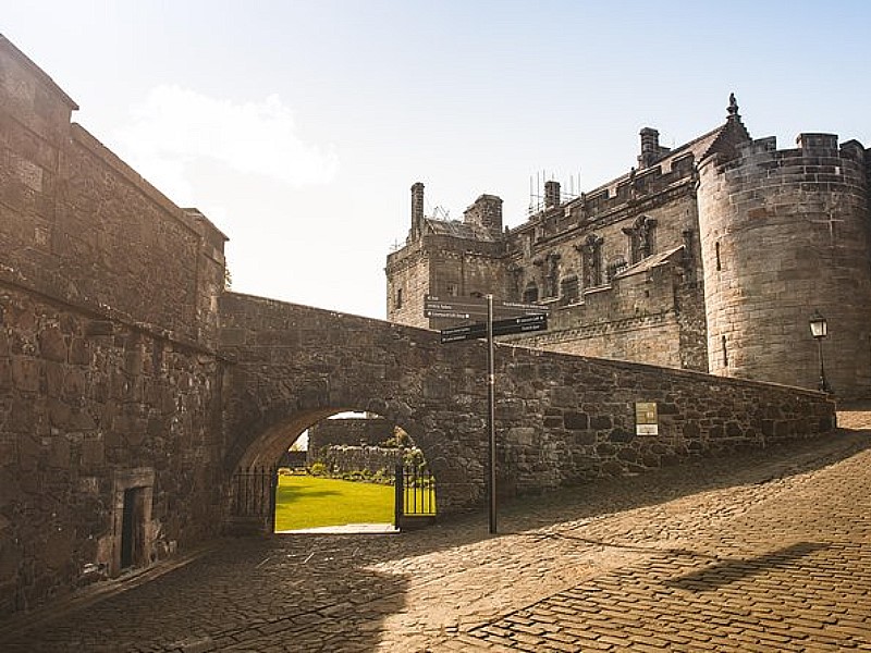 Loch Lomond, Kelpies & Stirling Castle Small-Group Day Tour from Edinburgh