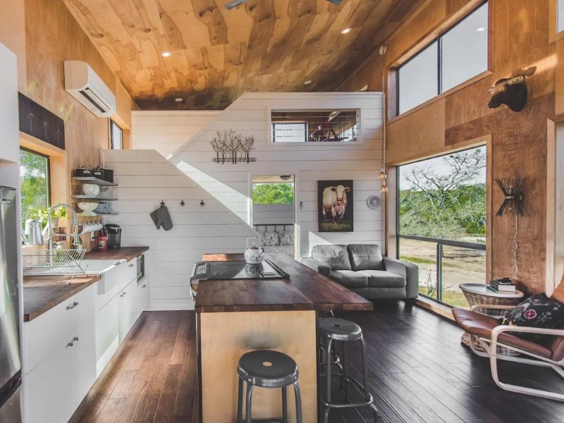 Modern Tiny Cabin in Dripping Springs, TX