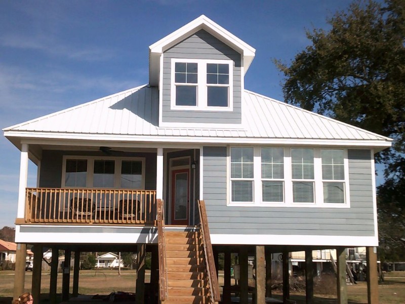 Exterior of House with Great Views of the Beach and Sunset, Gulfport