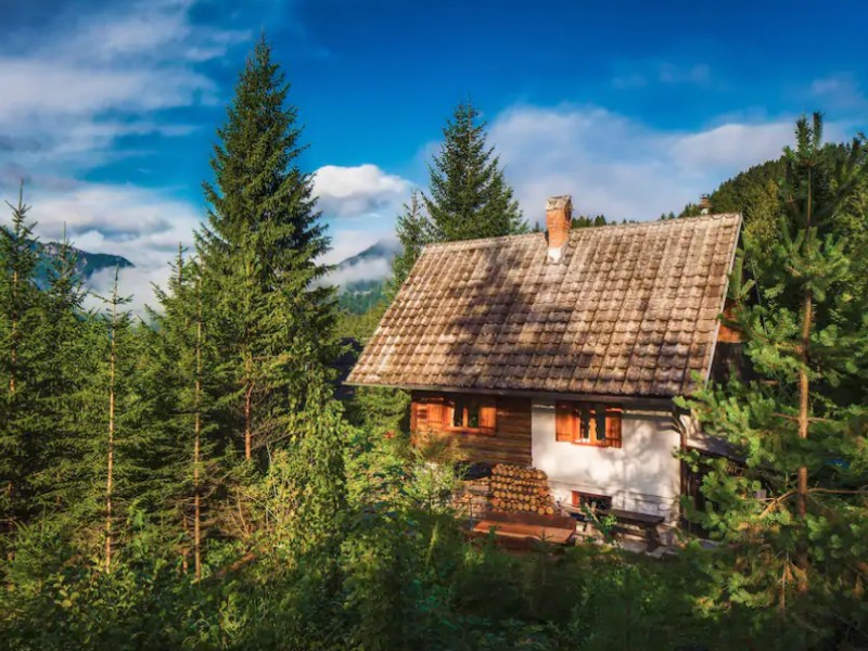 Romantic Cabin in the Slovenian Alps