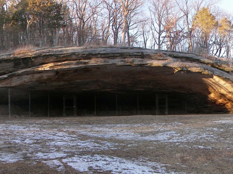 Panoramic view of Graham Cave State Park