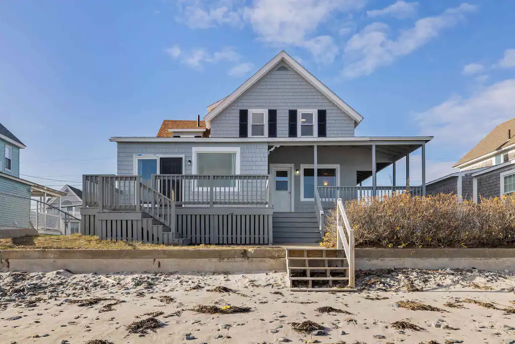 Stunning Beachfront Home With Amazing Ocean Views & Beachside Porch