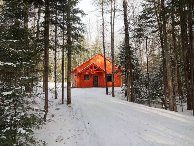 Hemlock Hideaway Cabin