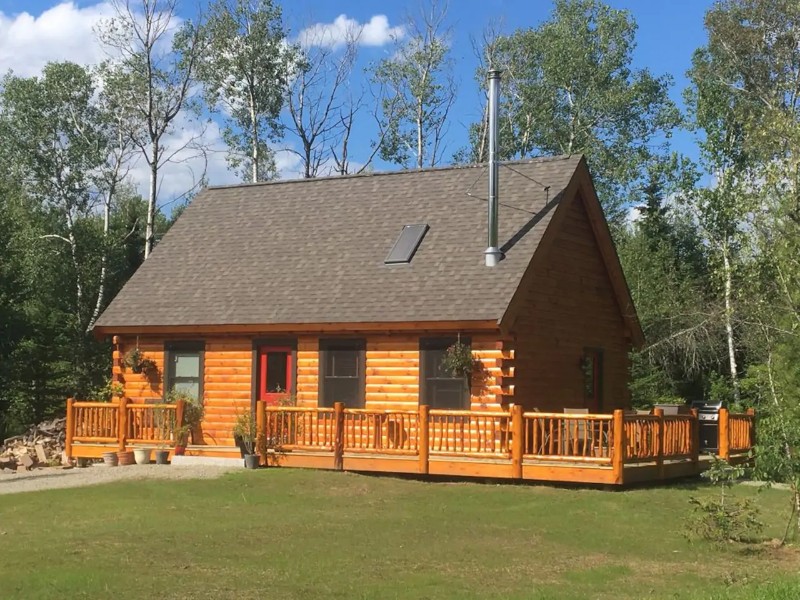 Cozy Log Cabin in Certified Wildlife Habitat