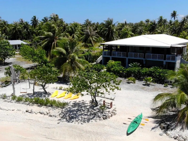 Lodge on the Lagoon - Tiputa