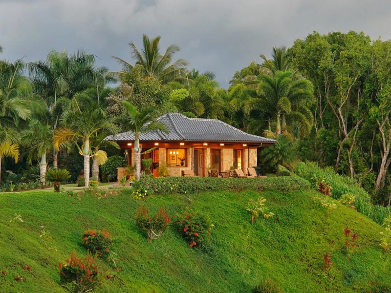 Luxurious Waterfront Airbnb, Kauai