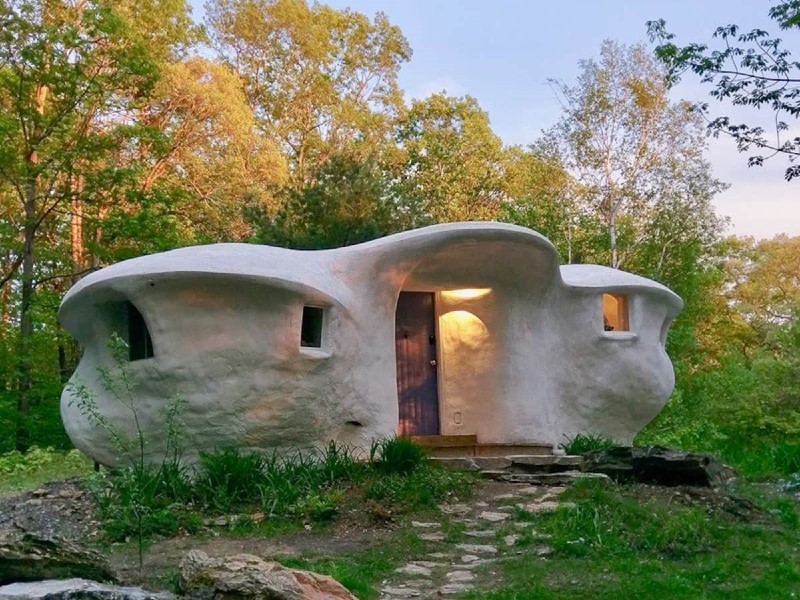 Cozy Vermont mini-house