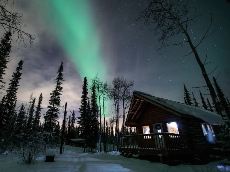 Aurora over Alaska Aurora Adventures Northern lights Cabin, North Pole, Alaska