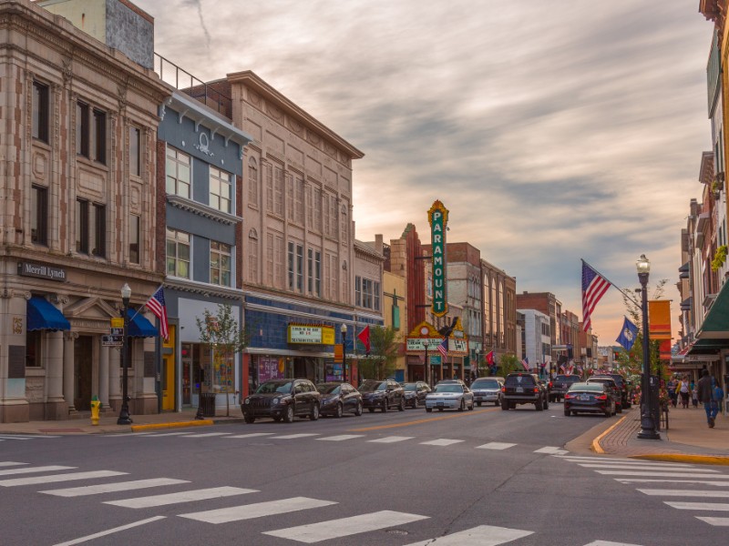 Looking downtown Bristol which is split between two states- Virginia and Tennessee