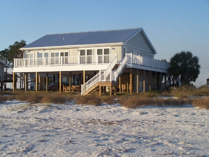 Endless Ocean Views on The Edge of The Gulf of Mexico