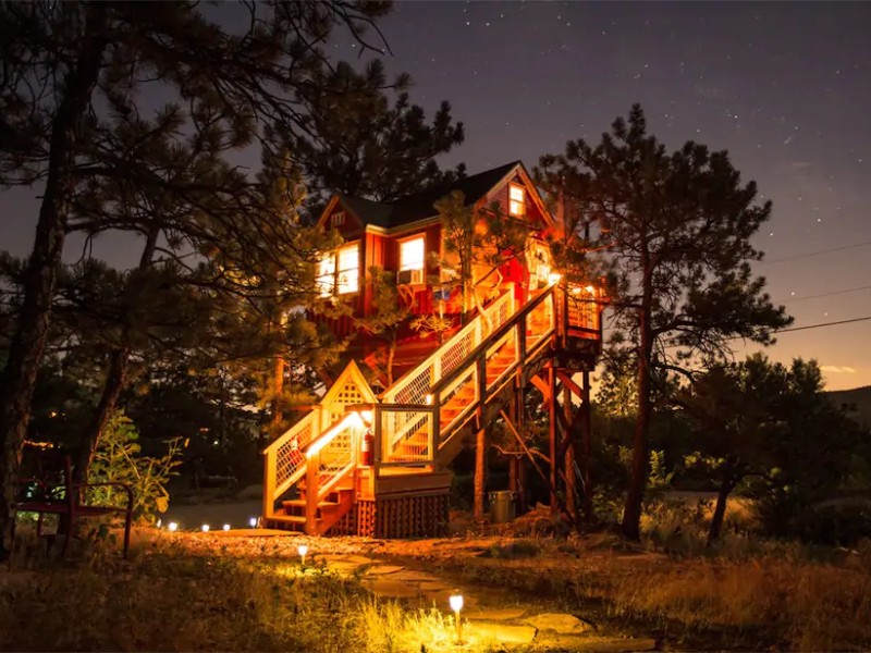 Little Red Treehouse