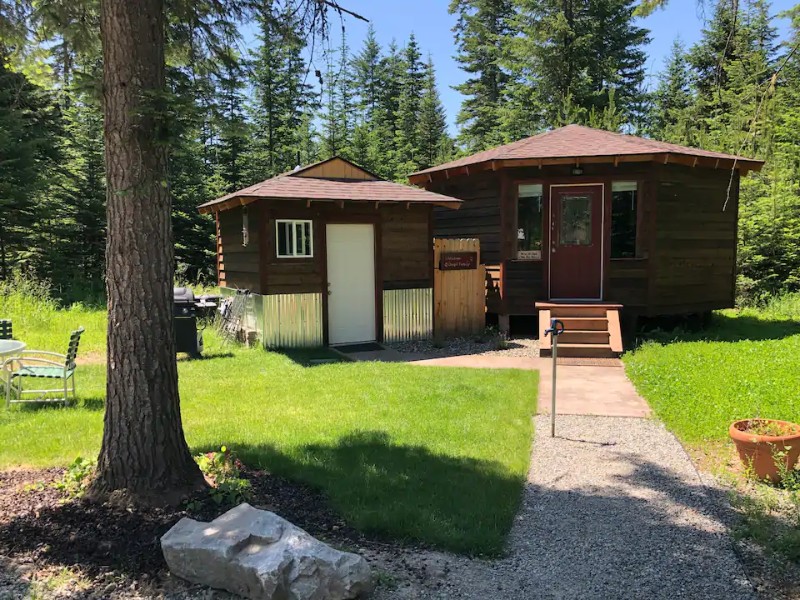 Grassy view at Little Yurt in the Big Woods