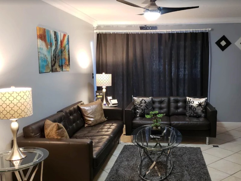 2-Bedroom Apartment Near Disney & Universal