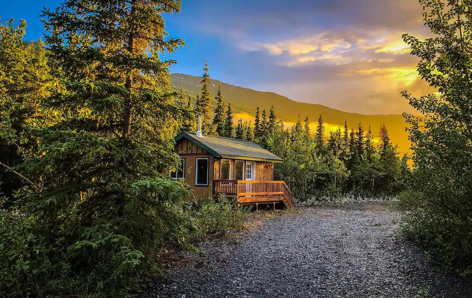 Amazing 360° Views in a Cozy Tiny Cabin