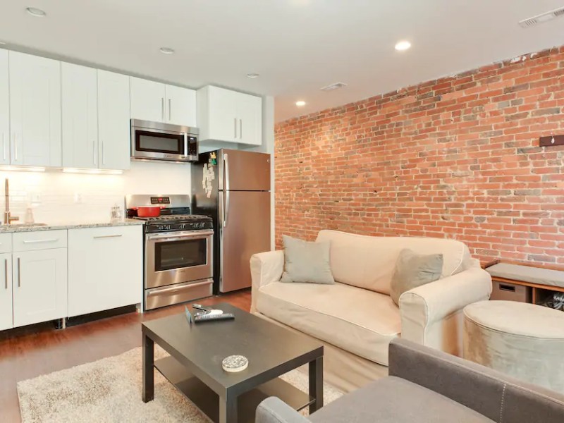 Charming row house with fireplace near everything
