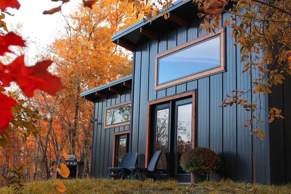 Cozy Modern Cabin, Loon Overlook