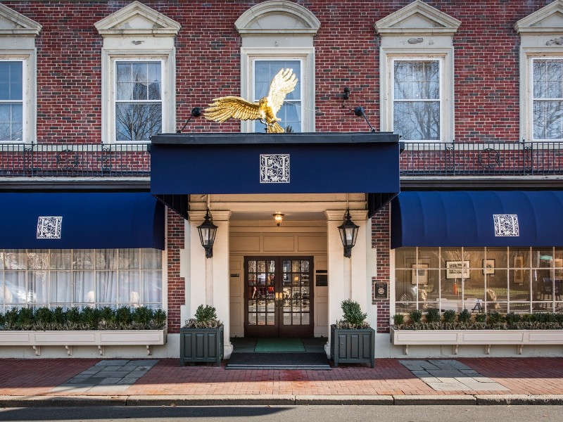 Hawthorne Hotel entrance