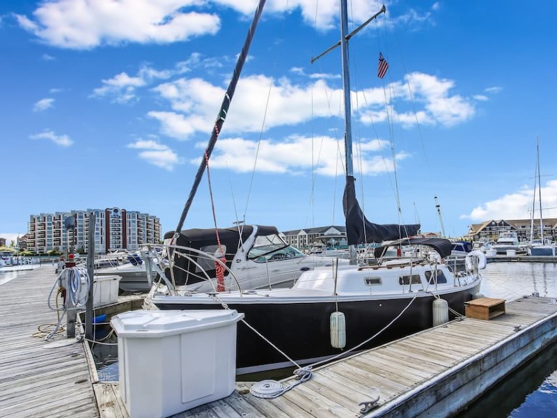 Charming Sailboat Stay