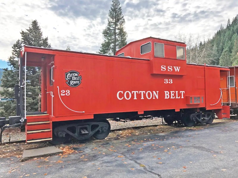 Exterior of Railroad Park Resort Caboose #23 