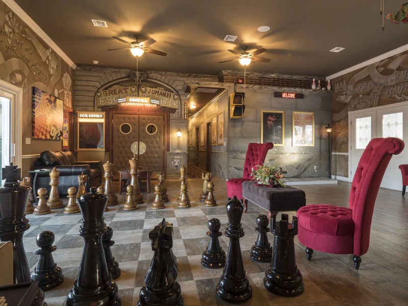 13 Bedroom with Giant Chessboard, Movie Theater & Lazy River