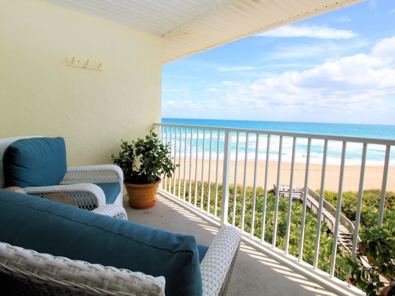 Oceanfront Penthouse in Hutchinson Island - Stuart