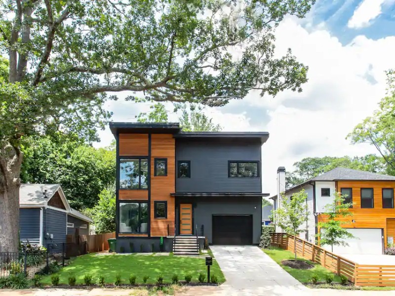 Exterior of Sleek & Beautiful New Luxury Home in Atlanta