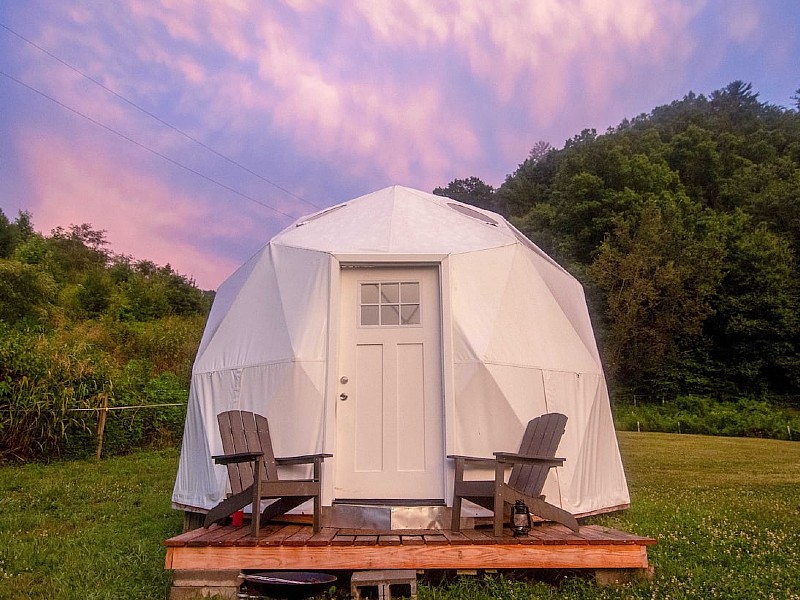 Smoky Mountains Glamping Dome 