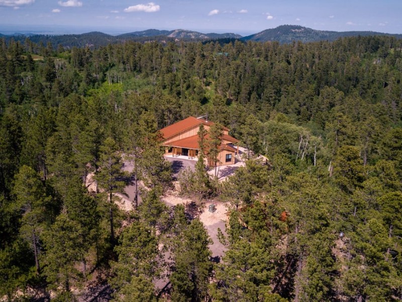 Secluded Mountain Chalet