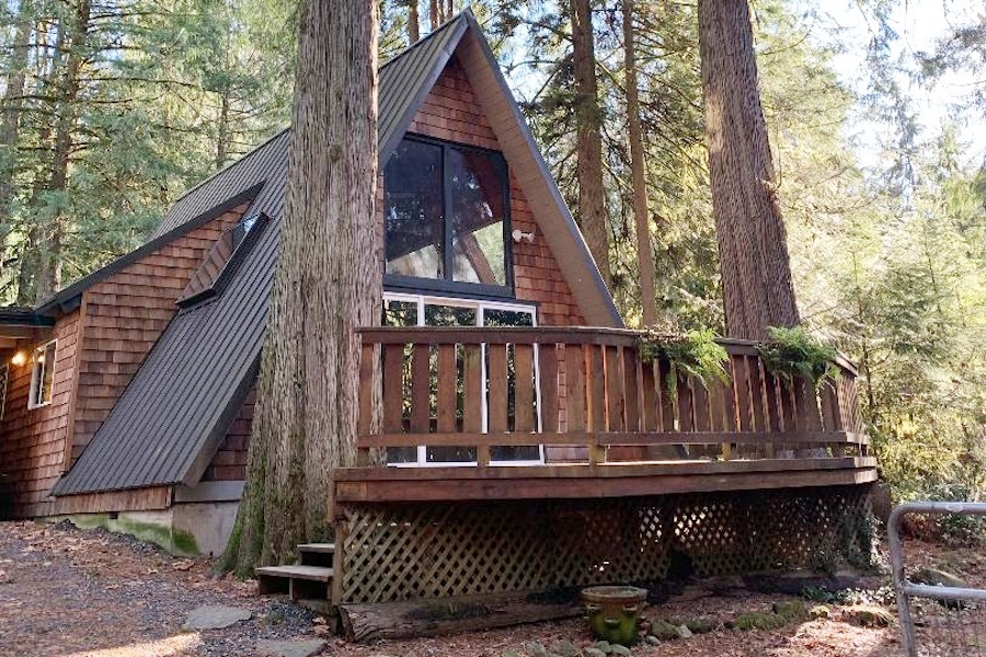 Cozy A-Frame Cabin