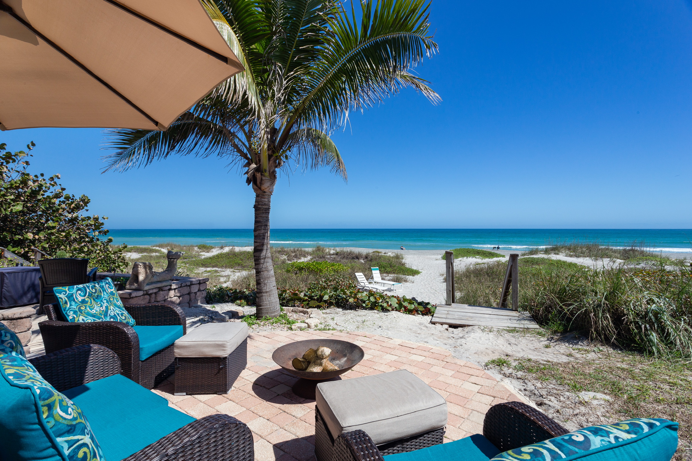 Top 15+ Stunning Beachfront Airbnbs In Florida For 2021 – Trips To Discover