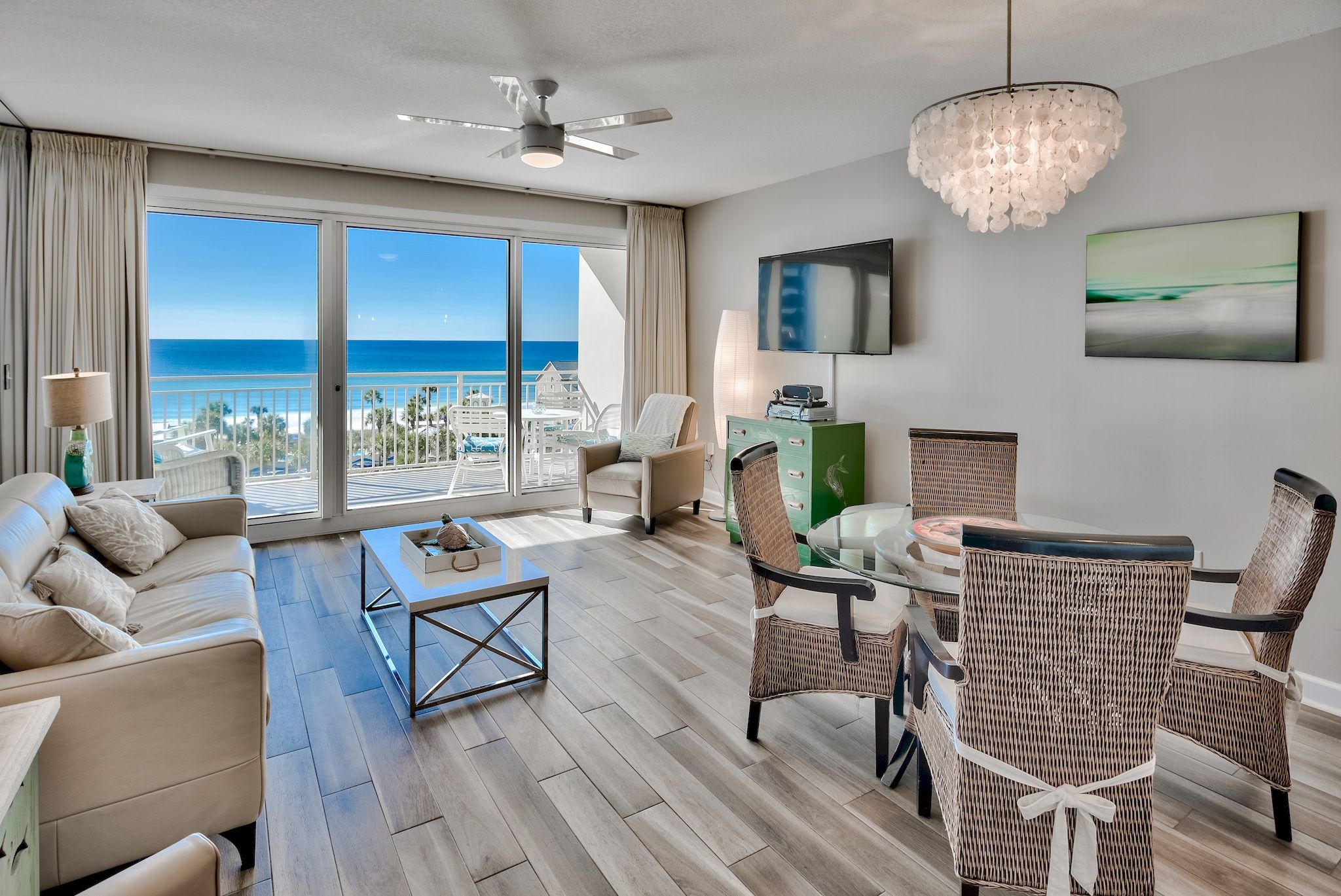 Ocean Paradise, Beach Views in Perfect Location - Destin