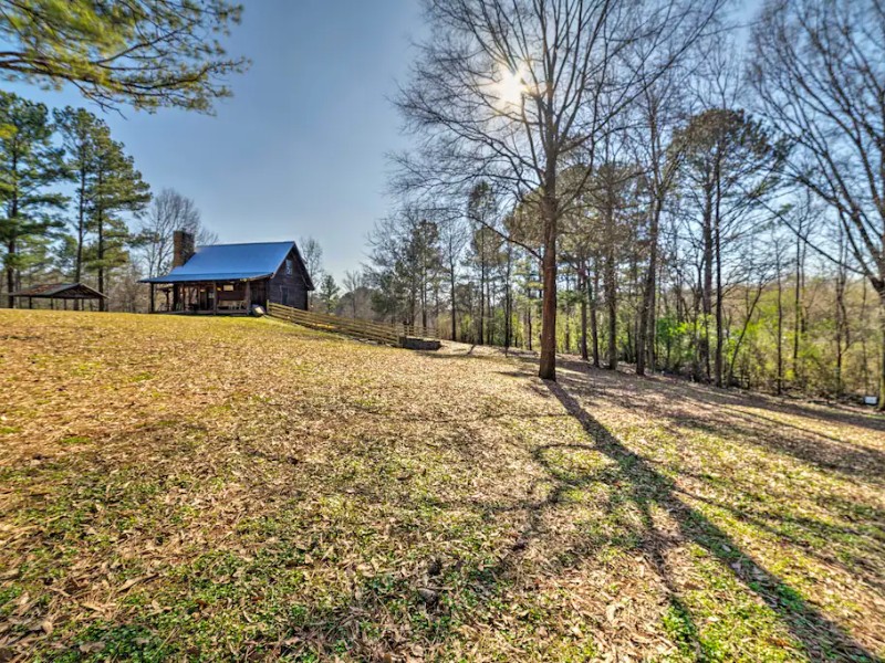 Property View - Secluded Cabin with Fishing Pond