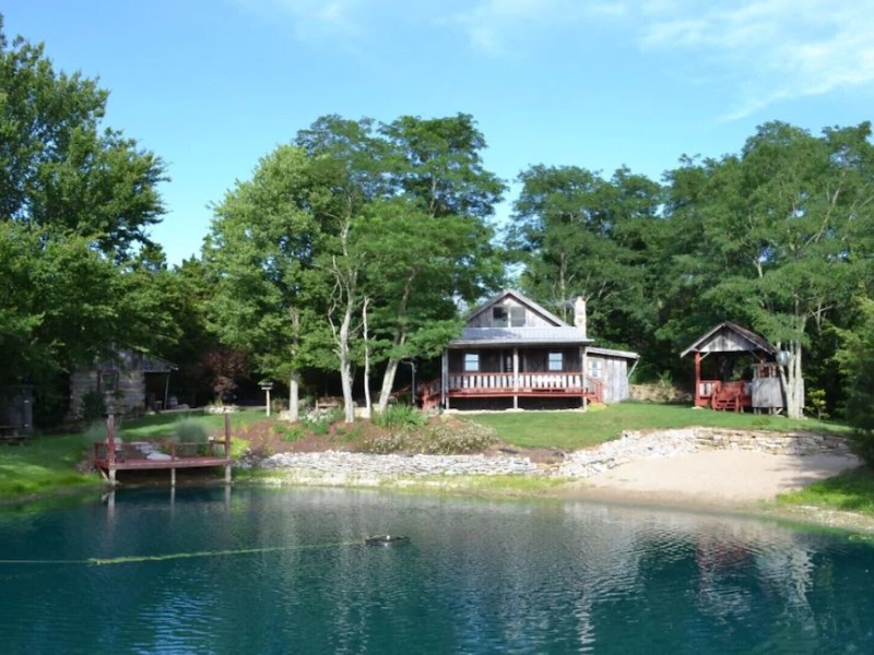 Water View -1800’s Restored Log Cabin