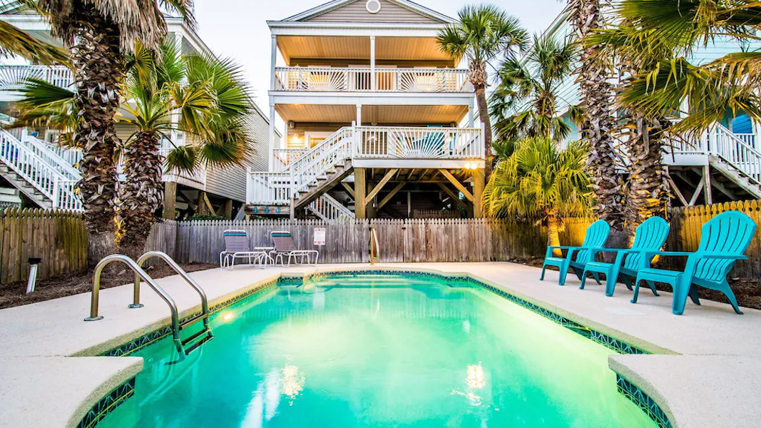 Oceanfront Private Heated Pool on the Beach