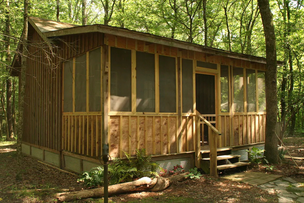 Wynnewood Rustic Cabin in the Woods