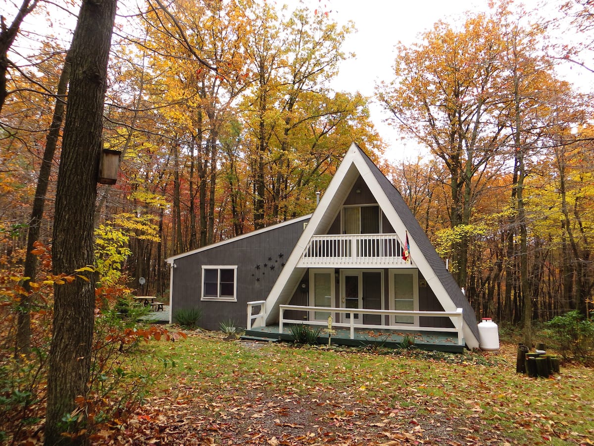 A-Frame Design at Cabin at Raystown Lake