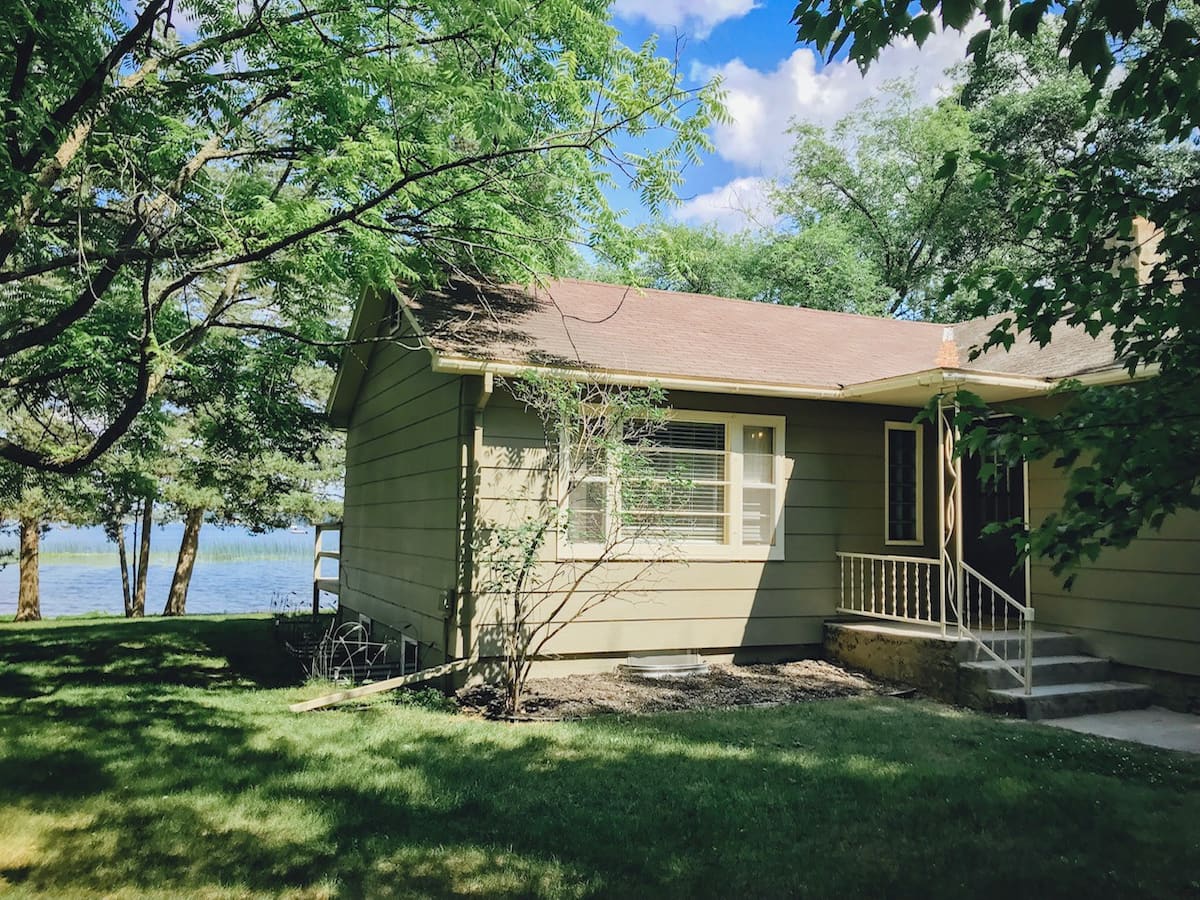 Easy lake access behind the home