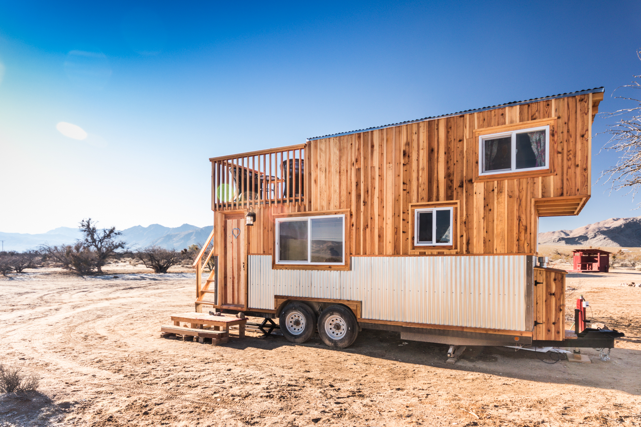 Peacock Tiny House Near Las Vegas - Sandy Valley, Nevada