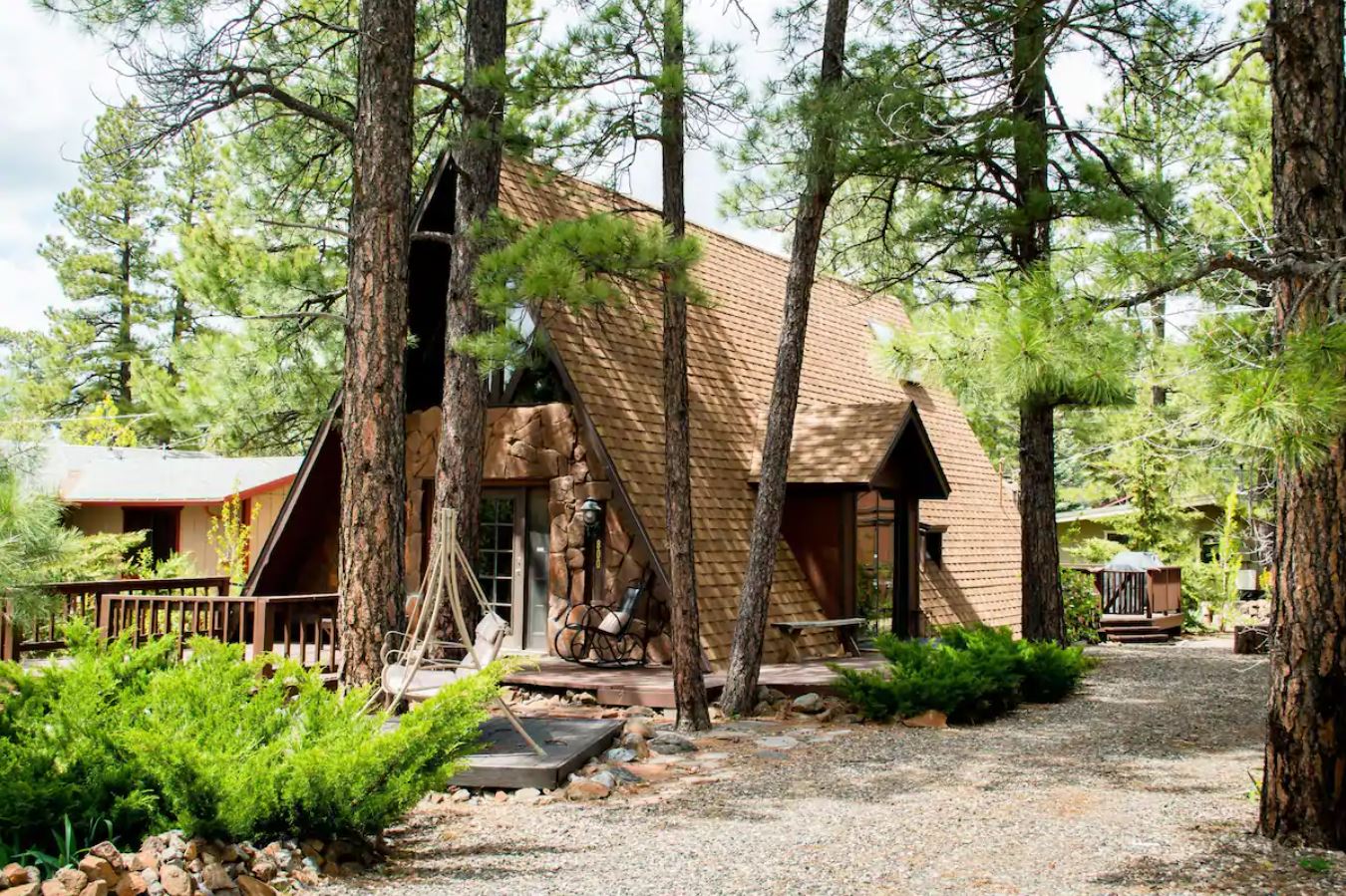 Cozy Cabin in Munds Park