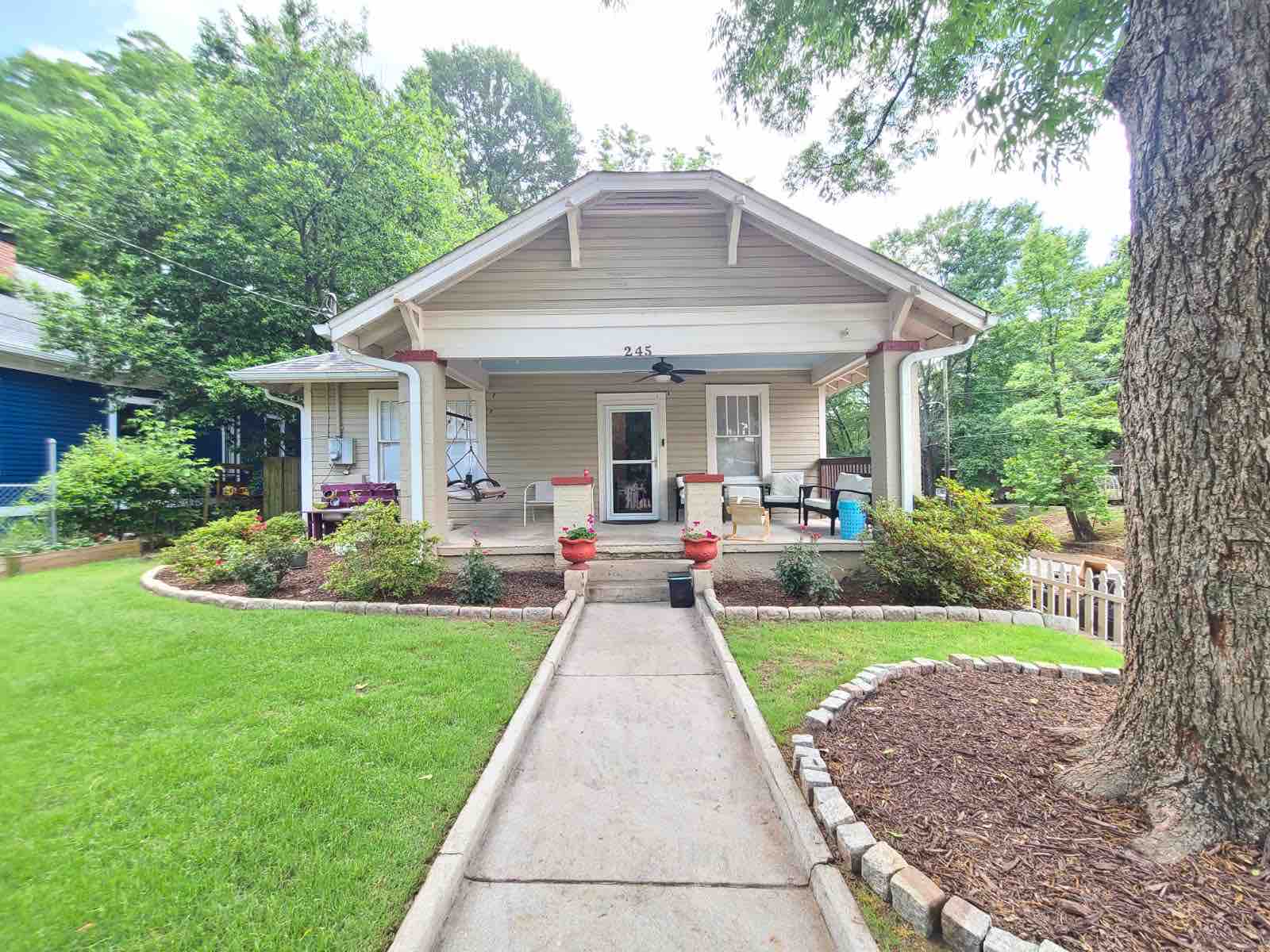 Family & Dog-Friendly House in Grant Park