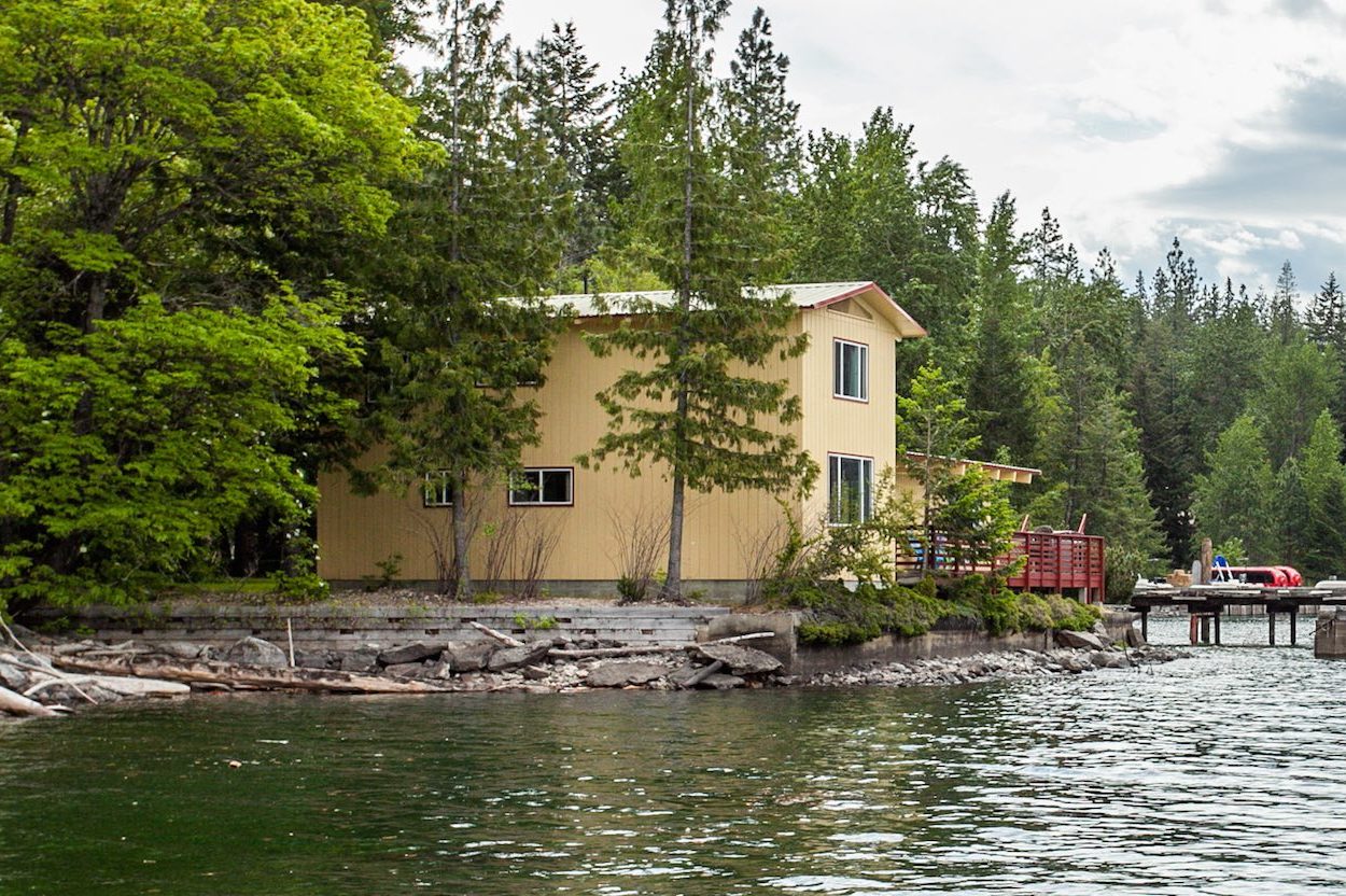 Lake House at North Cascades Lodge at Stehekin