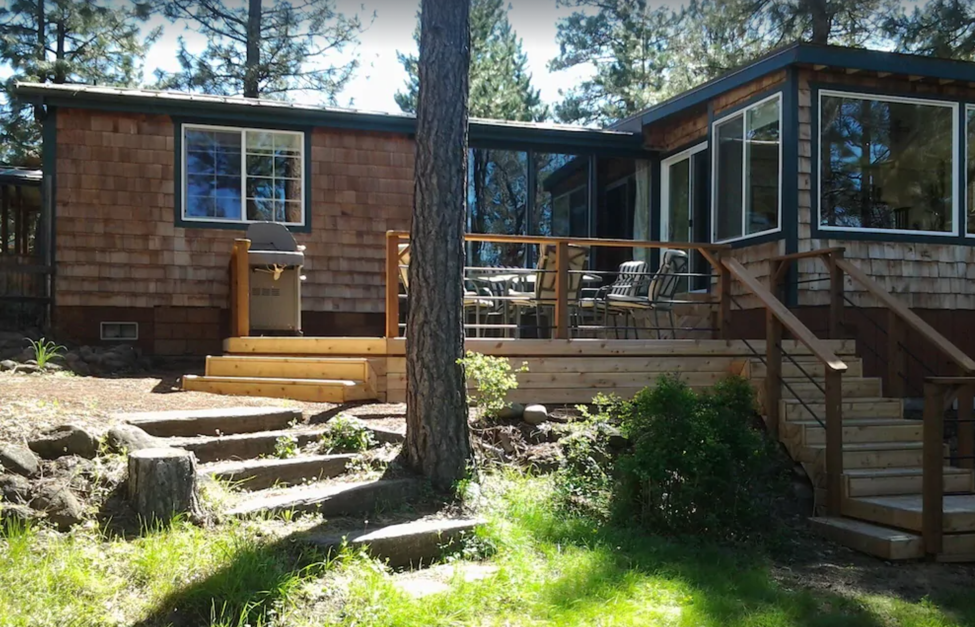 Pet-friendly Pine Hollow Cabin