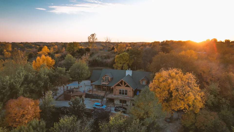 Dancing Bear Lodge Luxury Log Cabin