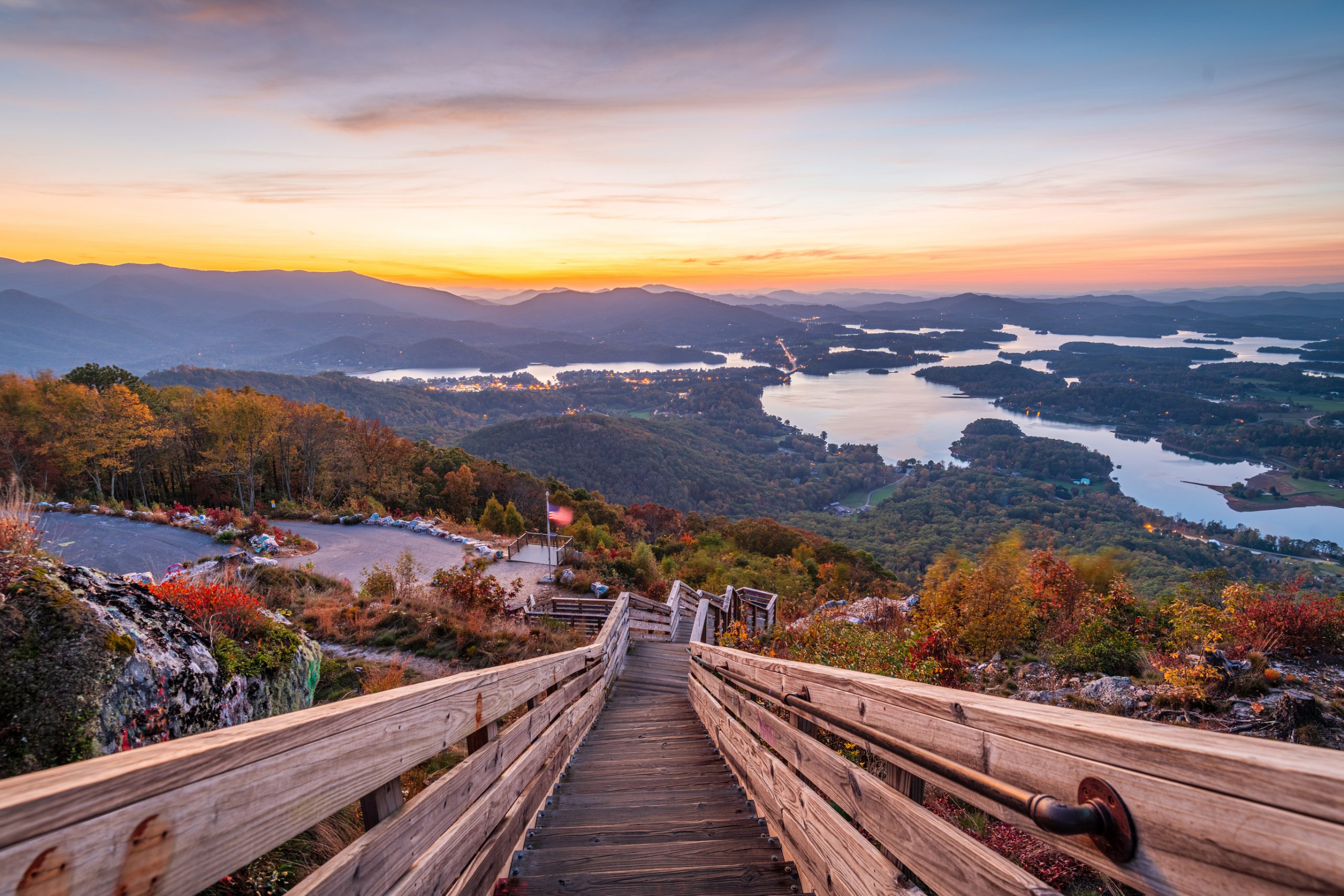 Hiawassee, Georgia and Chatuge Lake in early autumn