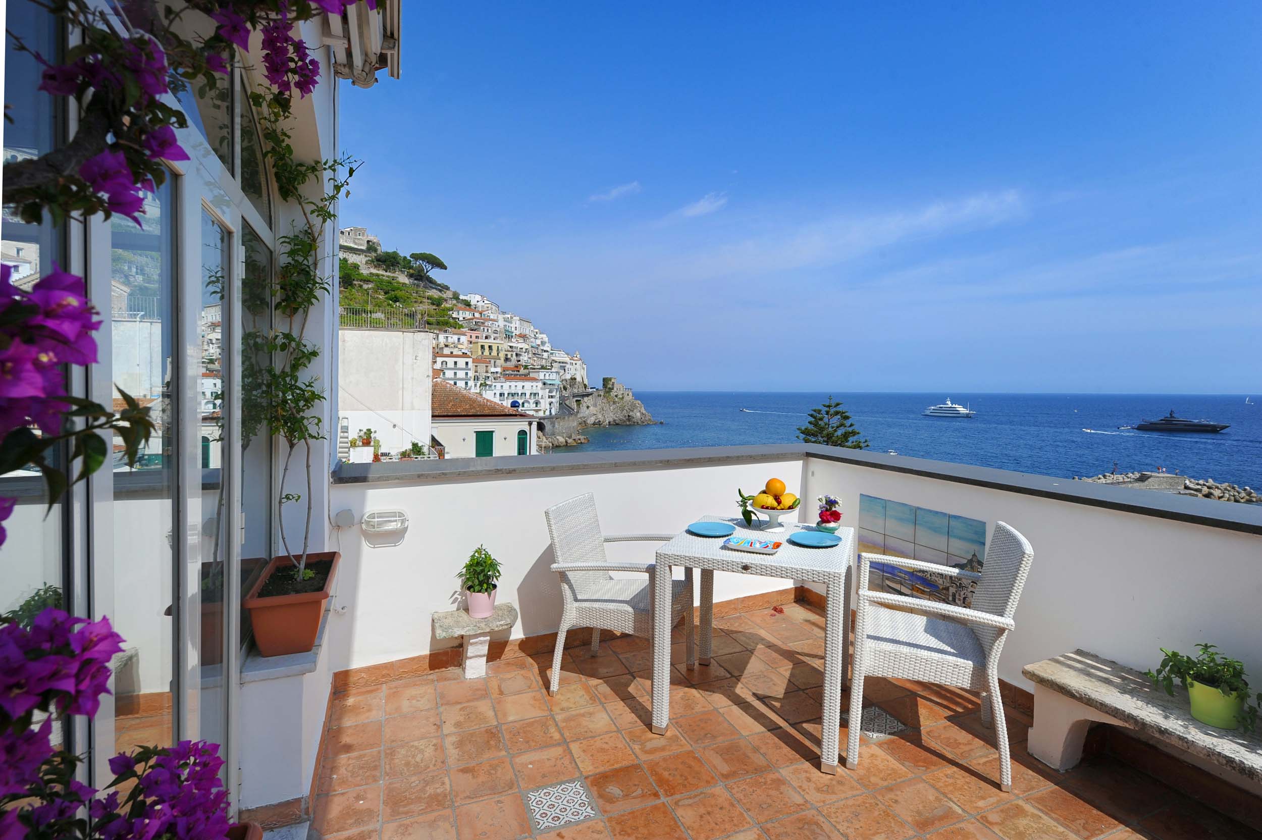 Amalfi Lady Laura House