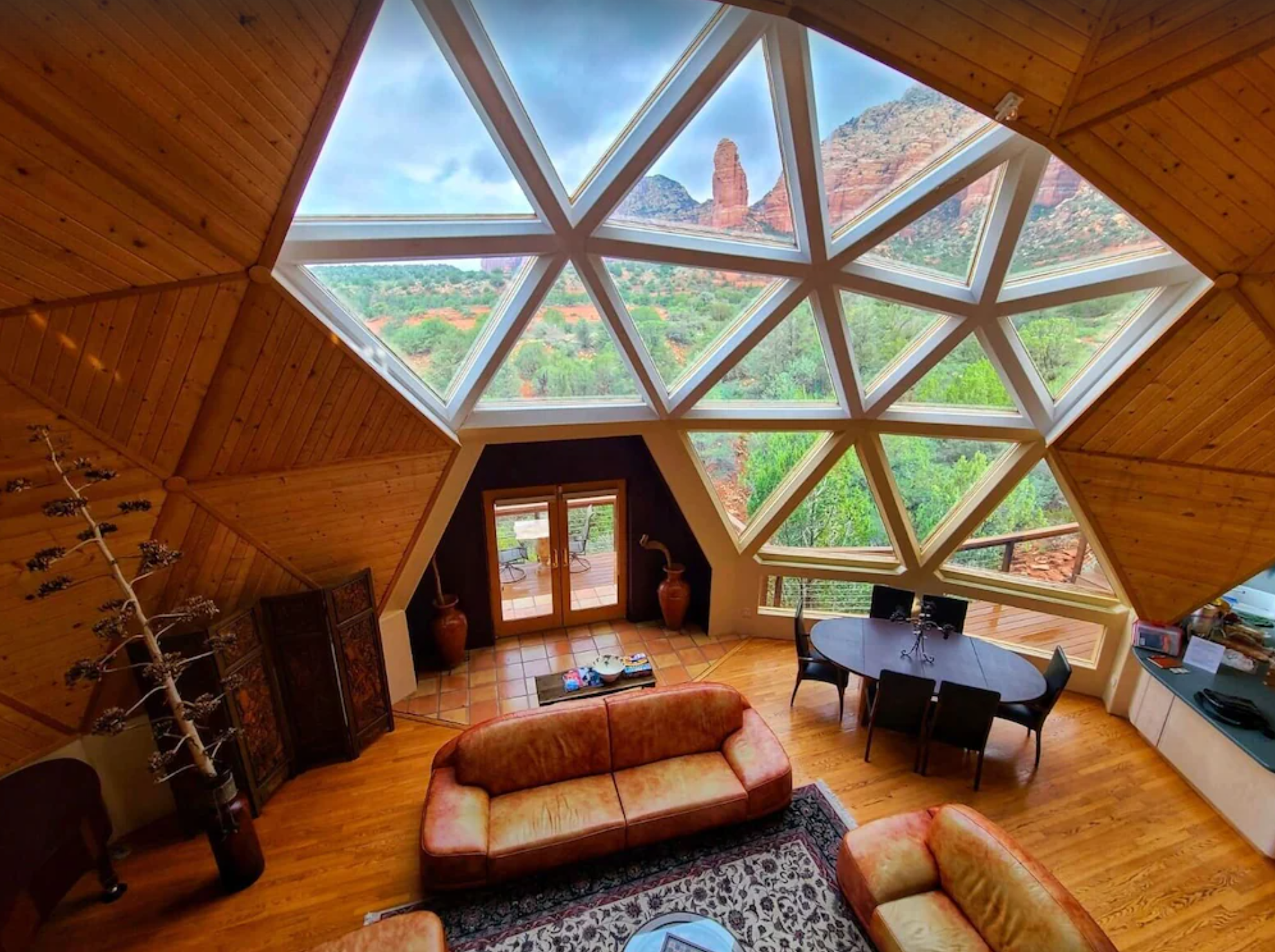 Stunning 5-Star Geodome Home